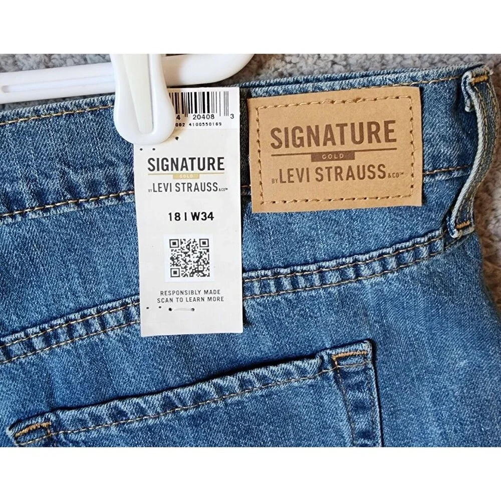 NEW‎ Signature by Levi Strauss Women's Heritage High-Rise Loose Crop Jeans Sz 18